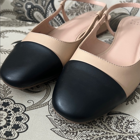 Cap Toe Slingbacks - Picture 2 of 5